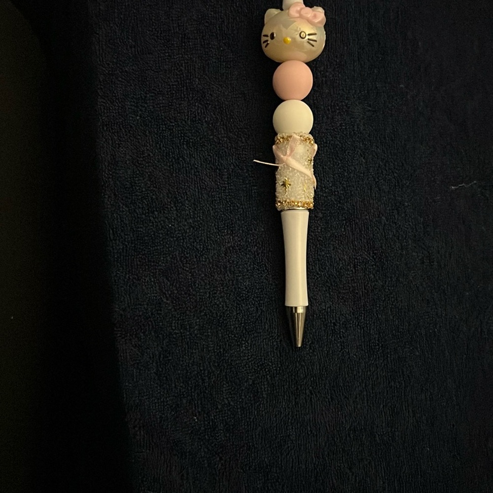 Hello Kitty beaded pen
